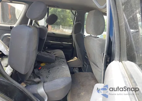 1999 Nissan Pathfinder Le/Se/Xe z USA, uszkodzony, nr VIN JN8AR05Y2XW289452